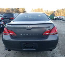 2006 TOYOTA AVALON