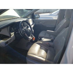 2018 TOYOTA SIENNA