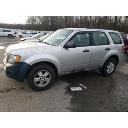 2010 FORD ESCAPE
