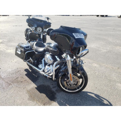 2013 HARLEY-DAVIDSON FL