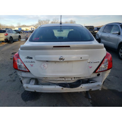 2017 NISSAN VERSA