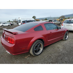2005 FORD MUSTANG