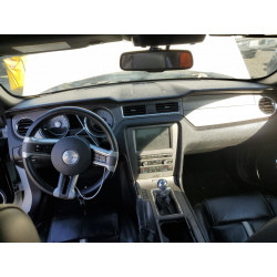 2011 FORD MUSTANG