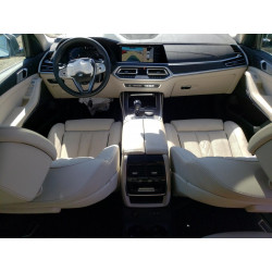 2022 BMW X7