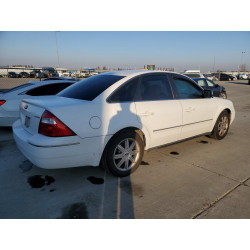 2005 FORD 500