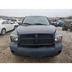 2005 DODGE DAKOTA