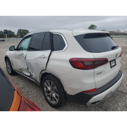 2019 BMW X5 5UXCR6C54KLL27188 52699383