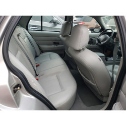 2004 FORD CROWN VIC
