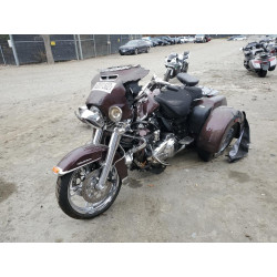 2019 HARLEY-DAVIDSON FL