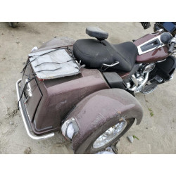 2019 HARLEY-DAVIDSON FL