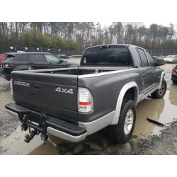 2002 DODGE DAKOTA