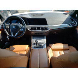 2019 BMW X5 5UXCR6C5XKLL38275 52343133