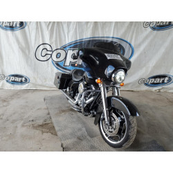 2011 HARLEY-DAVIDSON FL