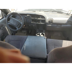 2002 DODGE All Models 3B7KC23Z72M305131 57180453