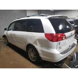 2006 TOYOTA SIENNA