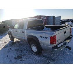 2005 DODGE DAKOTA