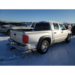 2005 DODGE DAKOTA