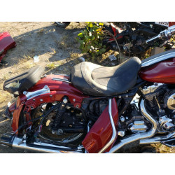 2016 HARLEY-DAVIDSON FL