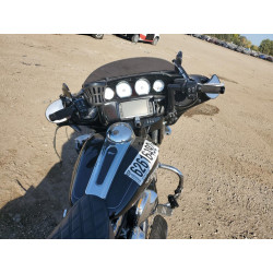 2016 HARLEY-DAVIDSON FL