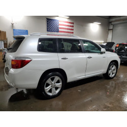 2010 TOYOTA HIGHLANDER