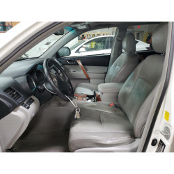 2010 TOYOTA HIGHLANDER