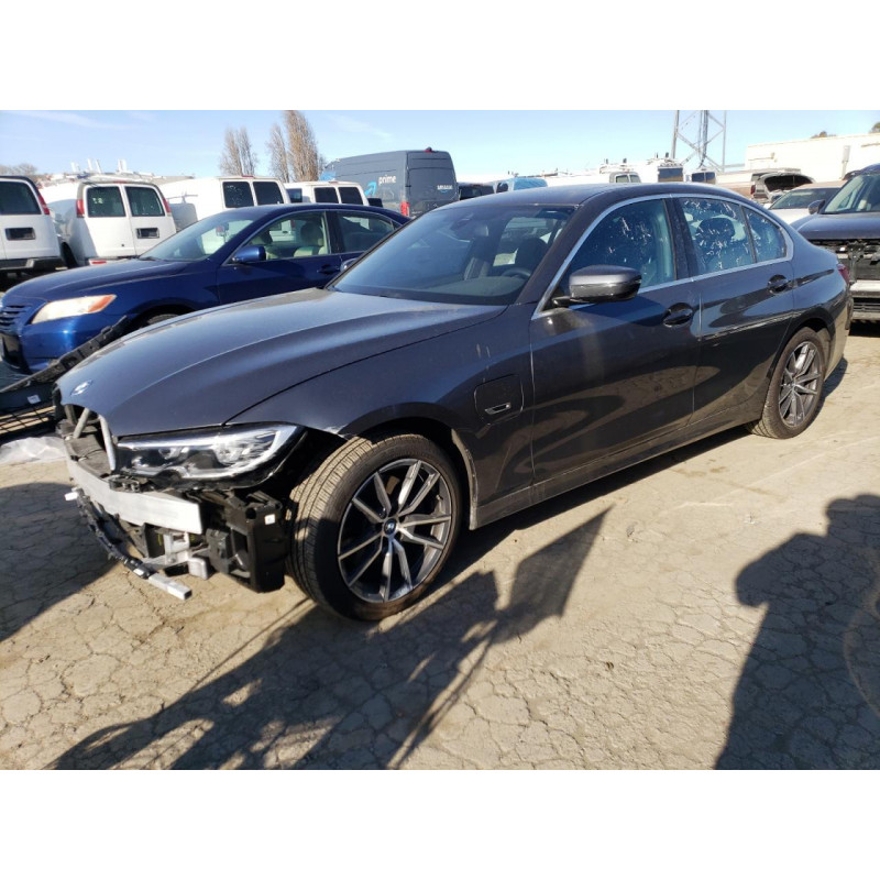 2022 BMW 3 SERIES