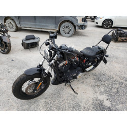 2012 HARLEY-DAVIDSON SPRTSTR120