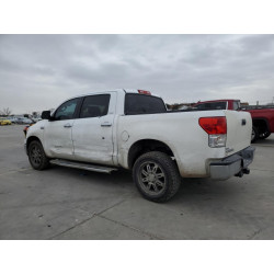 2011 TOYOTA TUNDRA