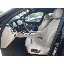 2019 BMW X5 5UXCR6C59KLL38476 58628533