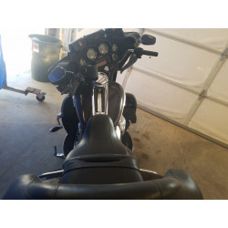 2011 HARLEY-DAVIDSON FL