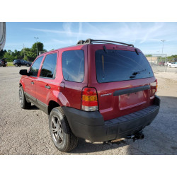 2005 FORD ESCAPE