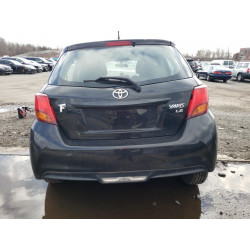 2015 TOYOTA YARIS