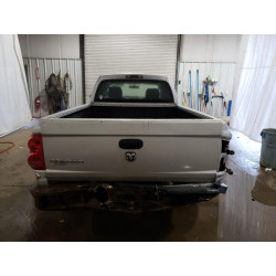 2005 DODGE DAKOTA