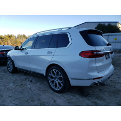 2021 BMW X7
