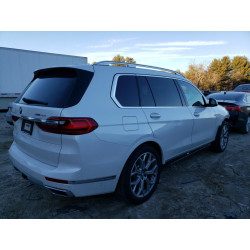2021 BMW X7
