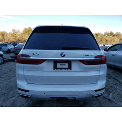 2021 BMW X7