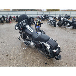 2015 HARLEY-DAVIDSON FL