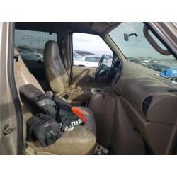 2002 FORD ECONOLINE