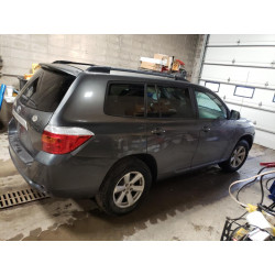 2010 TOYOTA HIGHLANDER