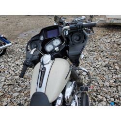 2022 HARLEY-DAVIDSON FL