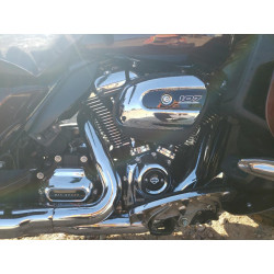 2018 HARLEY-DAVIDSON FL
