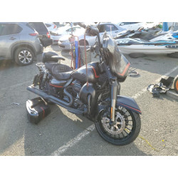 2018 HARLEY-DAVIDSON FL