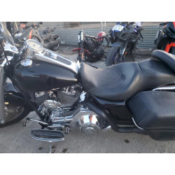 2005 HARLEY-DAVIDSON FL