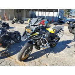 2022 BMW R-SERIES