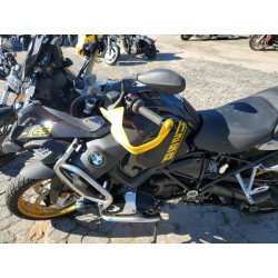 2022 BMW R-SERIES