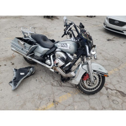 2011 HARLEY-DAVIDSON FL