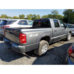 2006 DODGE DAKOTA