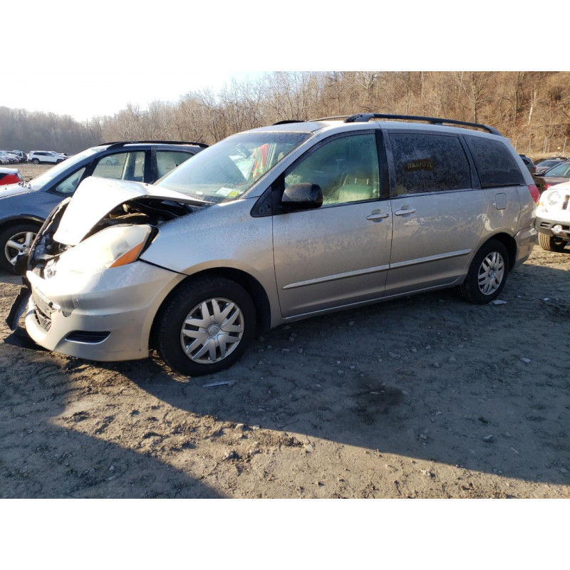 2009 TOYOTA SIENNA