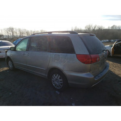 2009 TOYOTA SIENNA