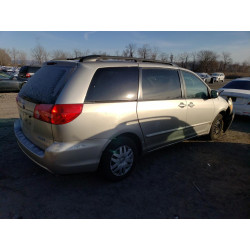 2009 TOYOTA SIENNA